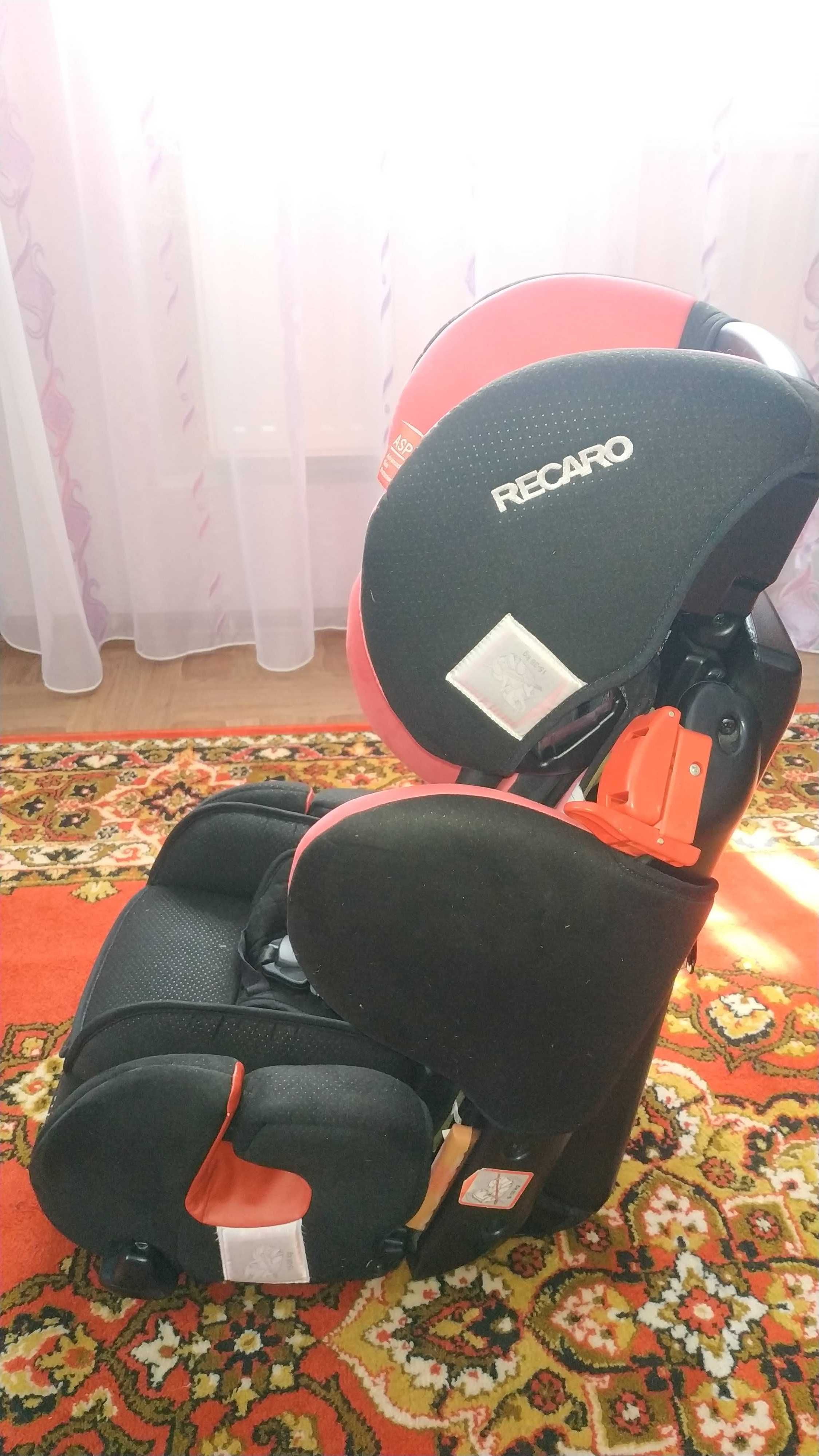 Дитяче автокрісло Recaro young sport (стан ідеальний)