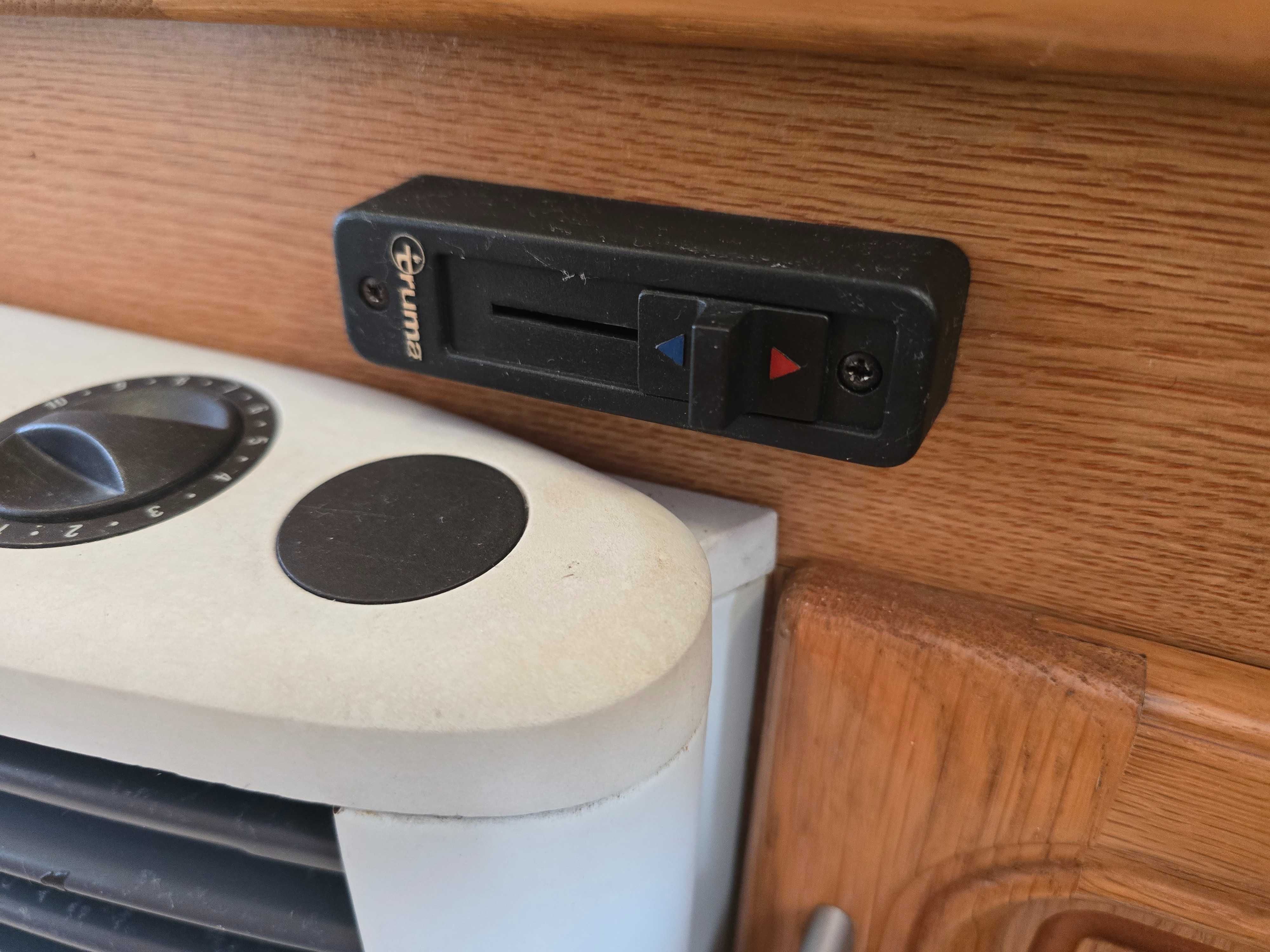 TRUMA z ULTRAHEAT piec piecyk gazowy przyczepy kempingowej kamper