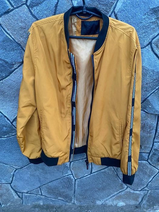 Куртка вітровка бомбер М