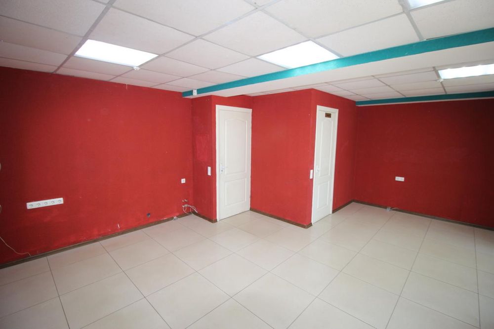 Продаж приміщення у центрі Хортицького р-ну - 34 кв.м.