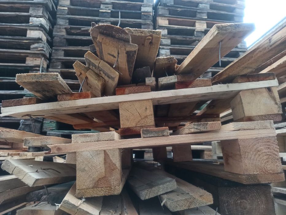 Дрова. Поддоны на дрова. 60 копейки/кг. 600 грн тонна.