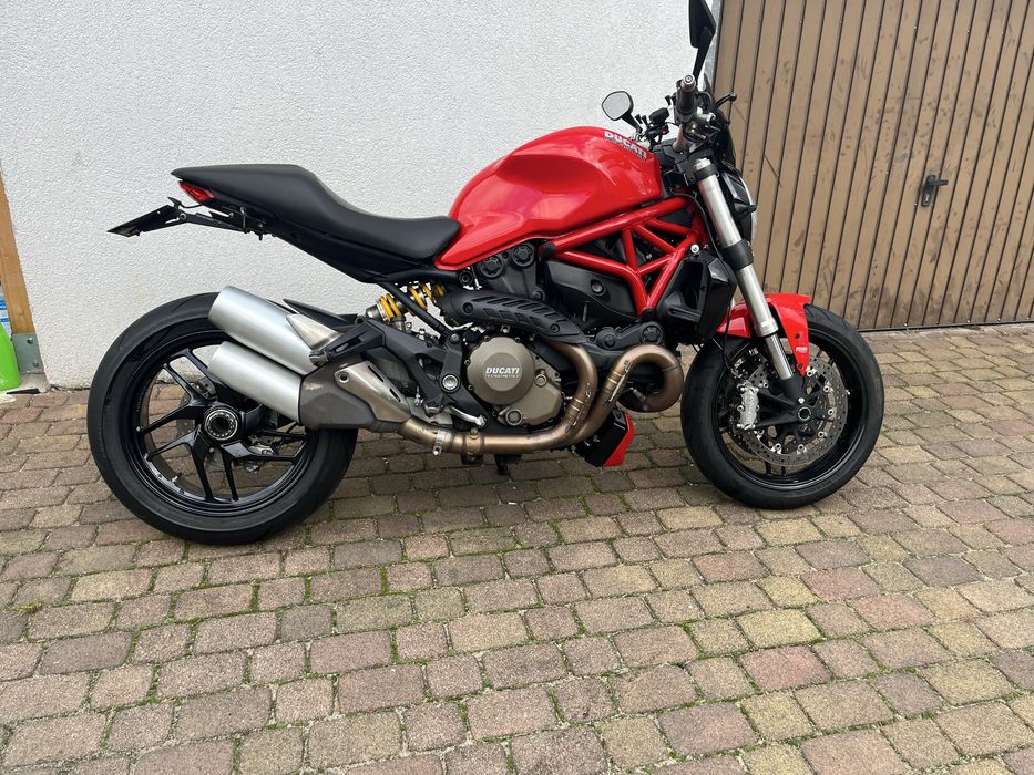 Ducati Monster 1200 Zamiana