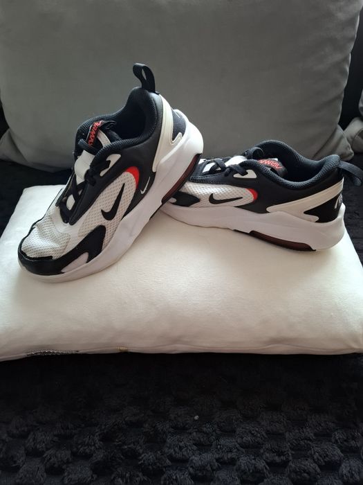 Buty Sneakersy NIKE Air Max BOLT rozm. 35
NIKE AIR MAX BOLT (