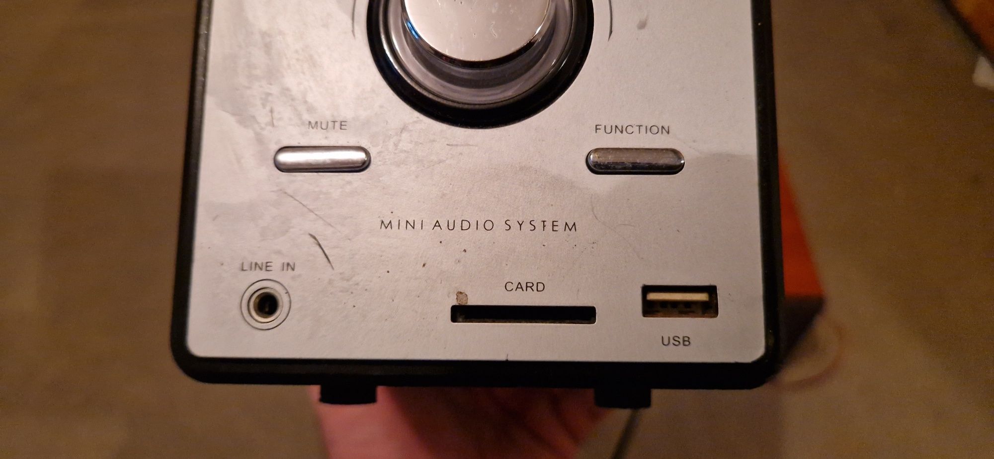 Tokai TM099KN Mini Audio System radio usb karta aux