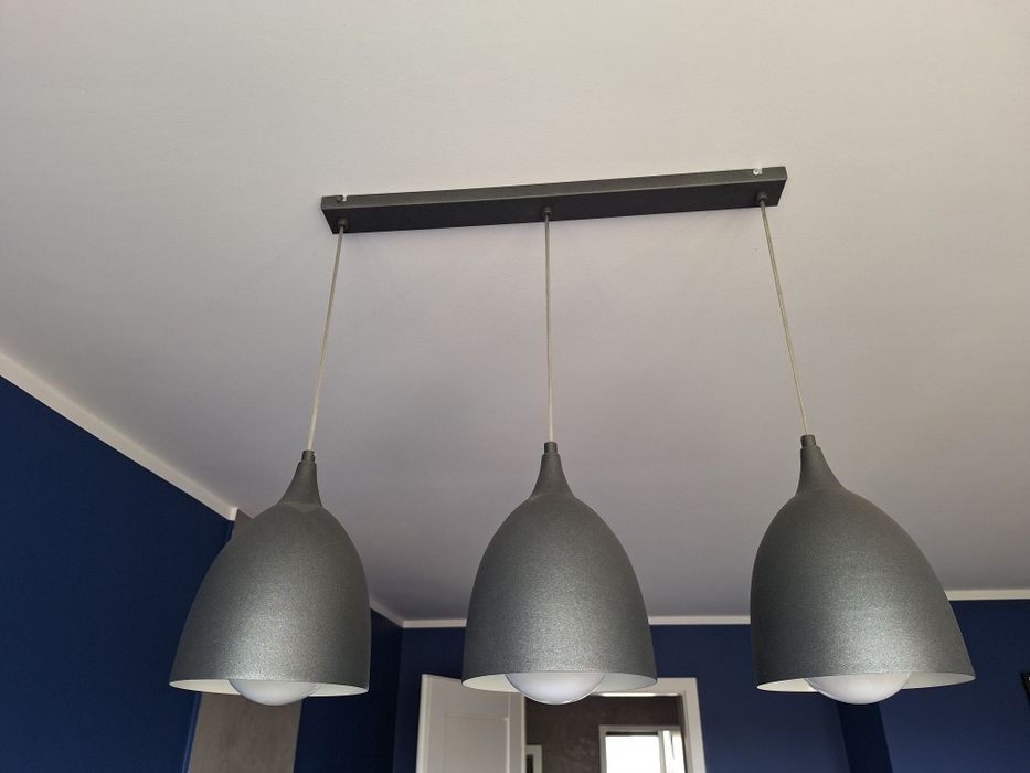 Grafitowa lampa wisząca