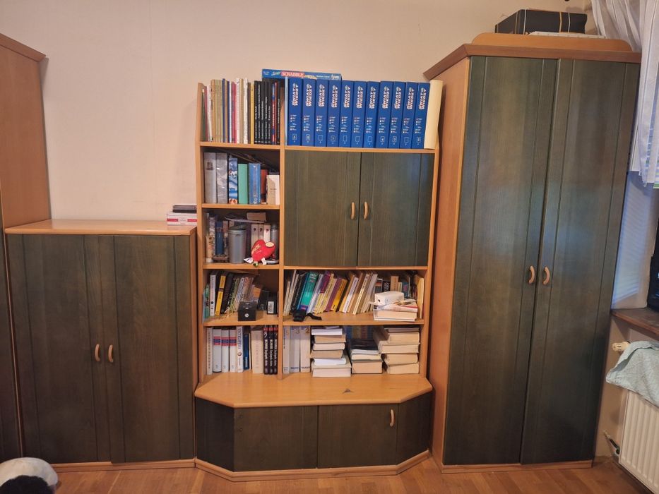 Zestaw mebli Szafa komoda i regał
