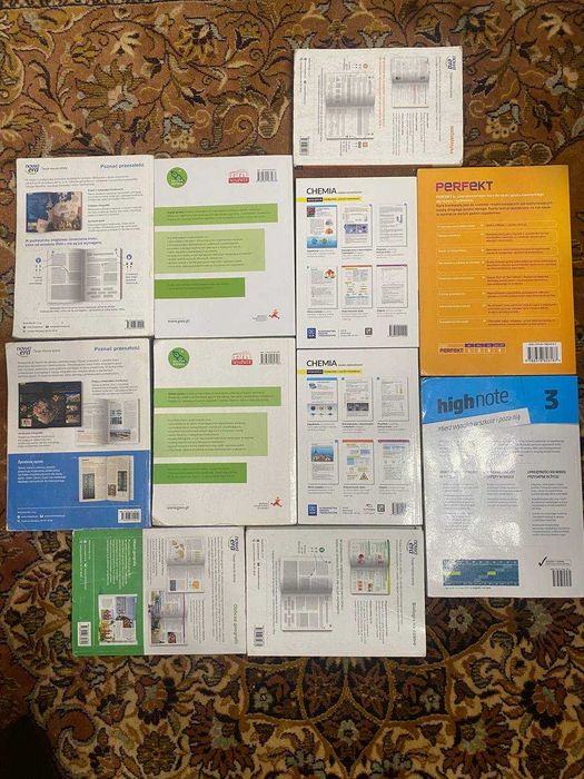 Podręczniki do liceum – historia, biologia, chemia, matematyka, jęz...