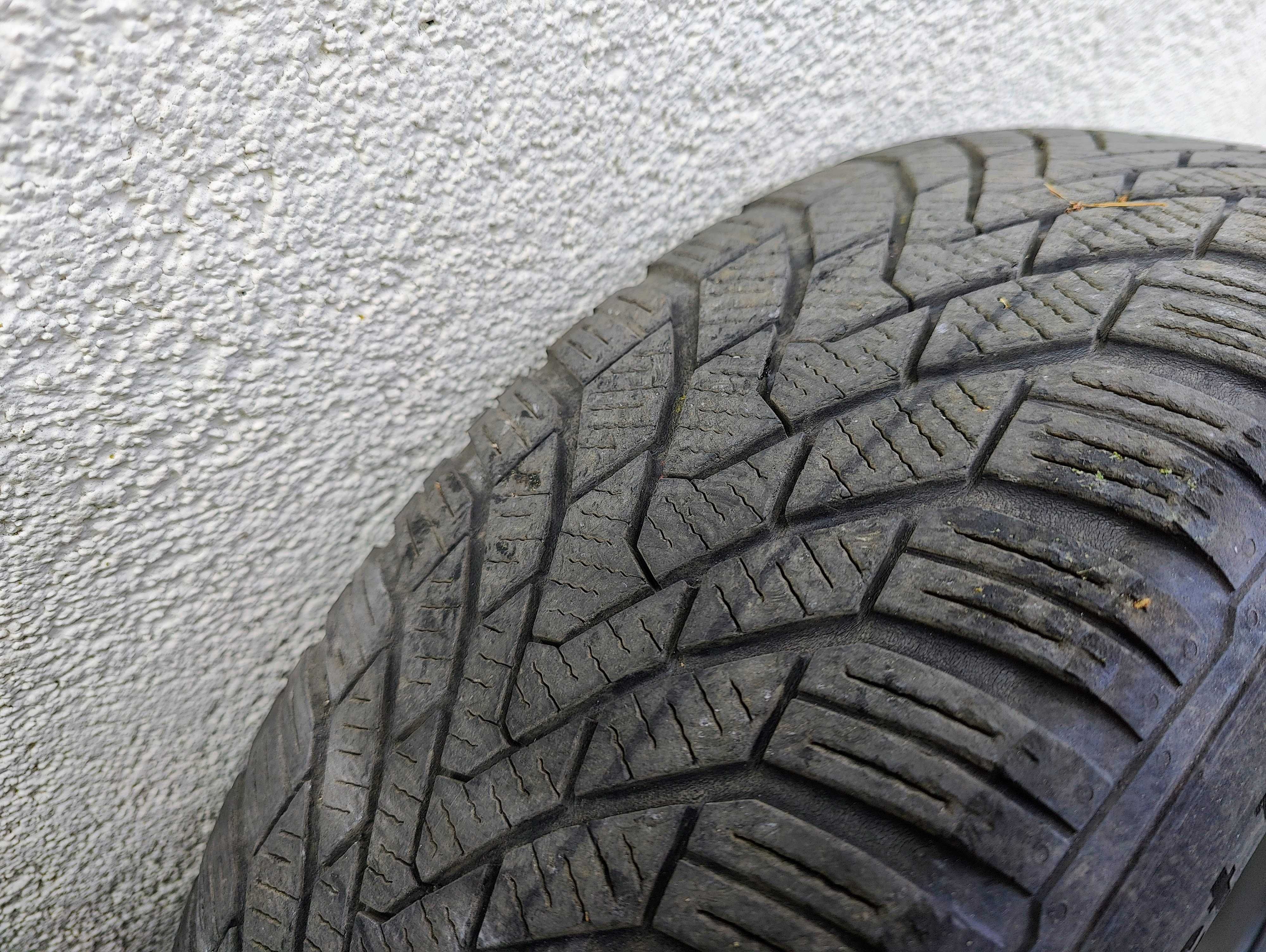 Sprzedam felgi VW komplet kół zimowych R15 5x112 +Kołpaki jako prezent
