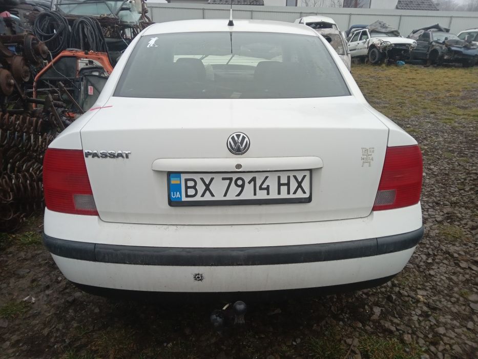 Пасат б5 1,8 безин