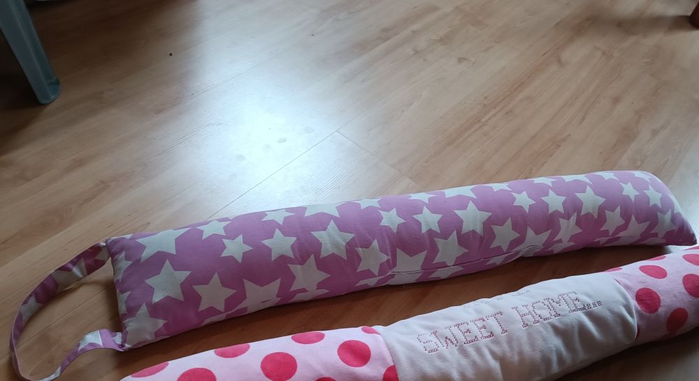 Ochraniacz wałek osłonka na parapet okno, 85 cm liliowy gwiazdki