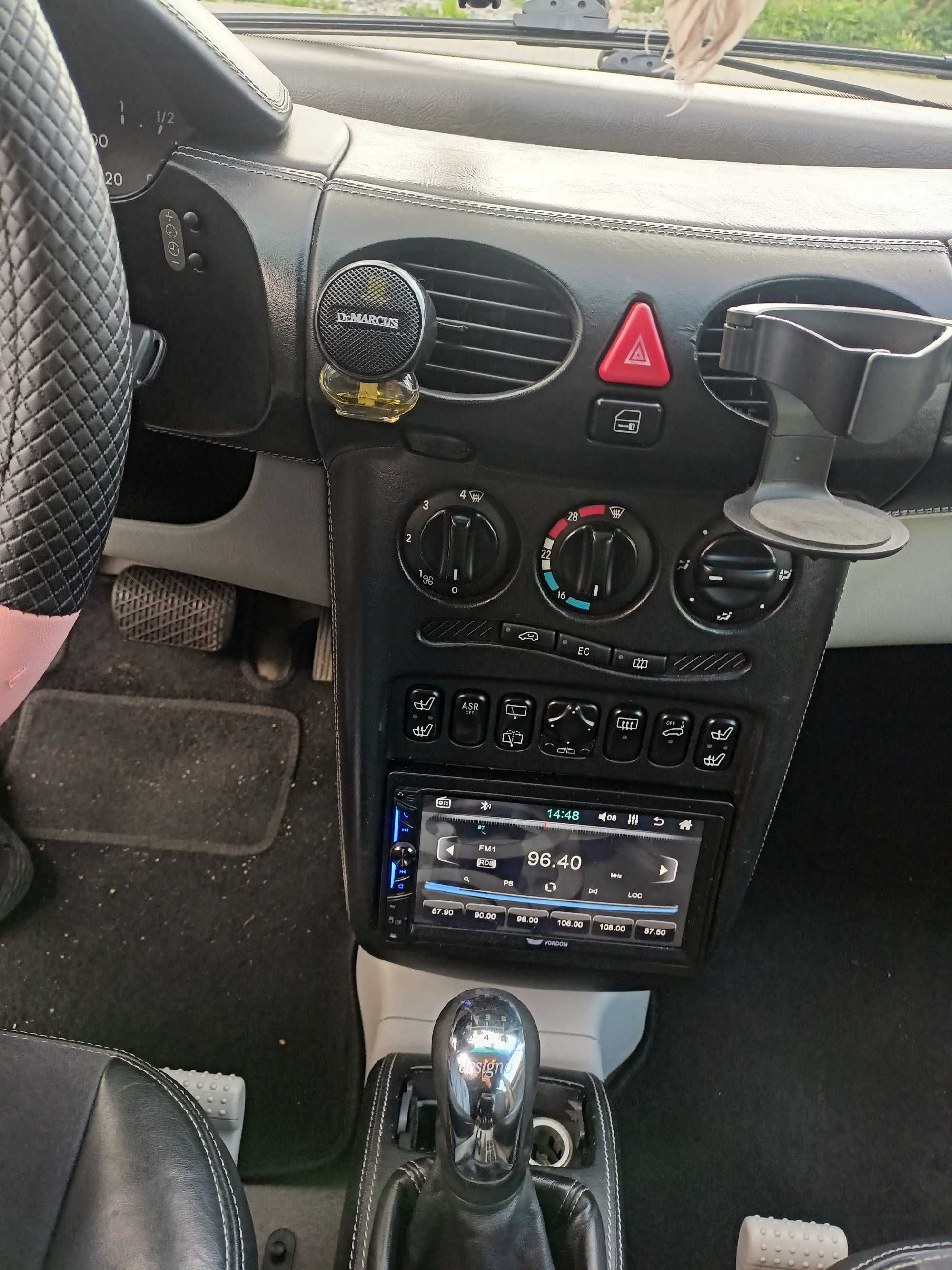 Sprzedam Mercedesa a klase 190