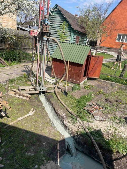 Буріння свердловин Вільшанка. Бурение скважин. Монтаж оборудования