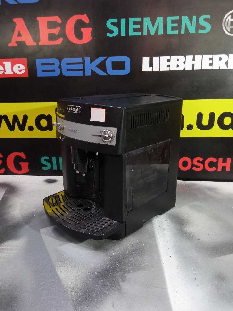 Кавомашина Delonghi ESAM 3000 B. Уживані Німеччина. Код 1749