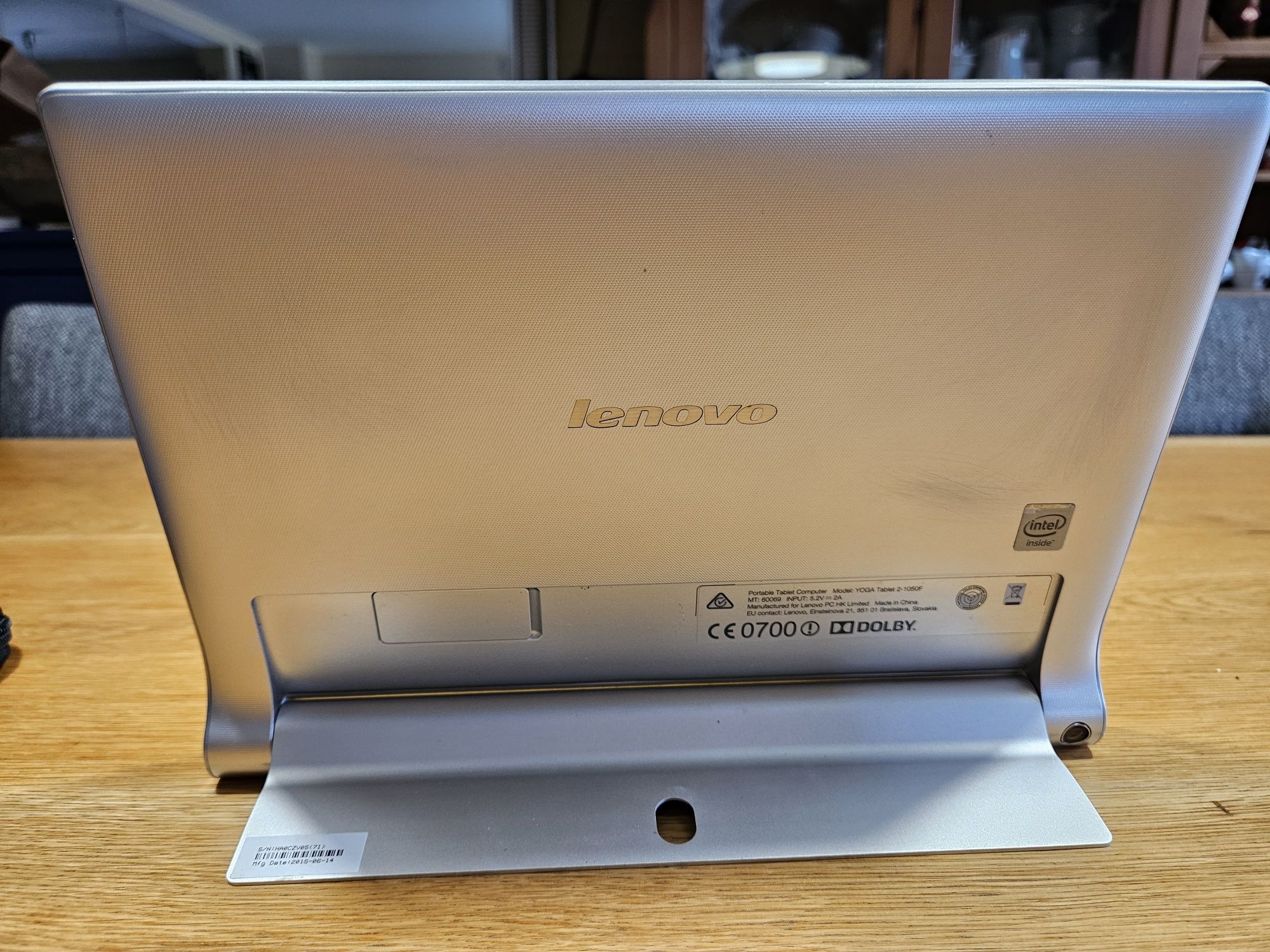 Tablet Lenovo Yoga 2 1050F INTEL