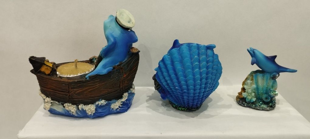 3 Figurki delfiny w kolorze niebieskim - do kolekcji z czasów PRL-u