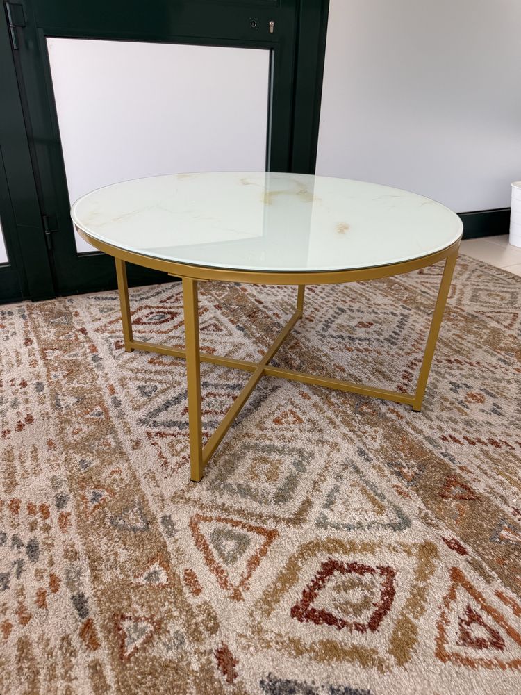 Mesa com tampa de marmore