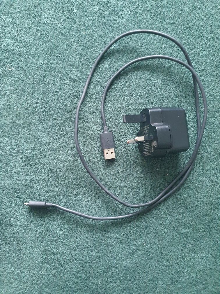 Wtyczka adapter gniazdka angielska UK EU plus kabel USB