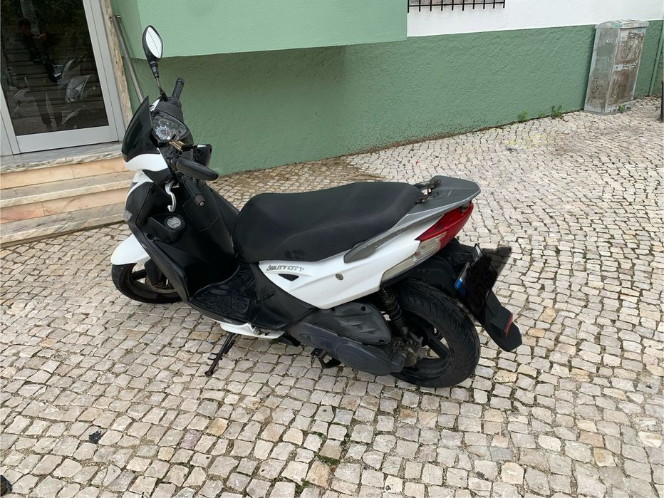 Mota scooter Agility city 125 cc