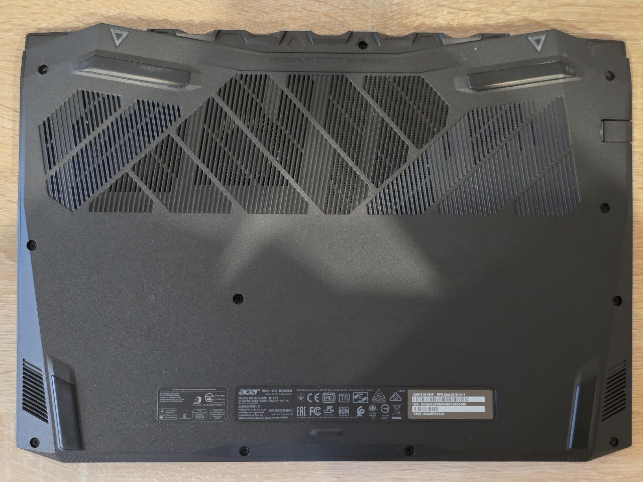 Acer Nitro 5 GTX1050(3GB) | i5-8300H | 8GB DDR4 | 256GB SSD | Win 11 P