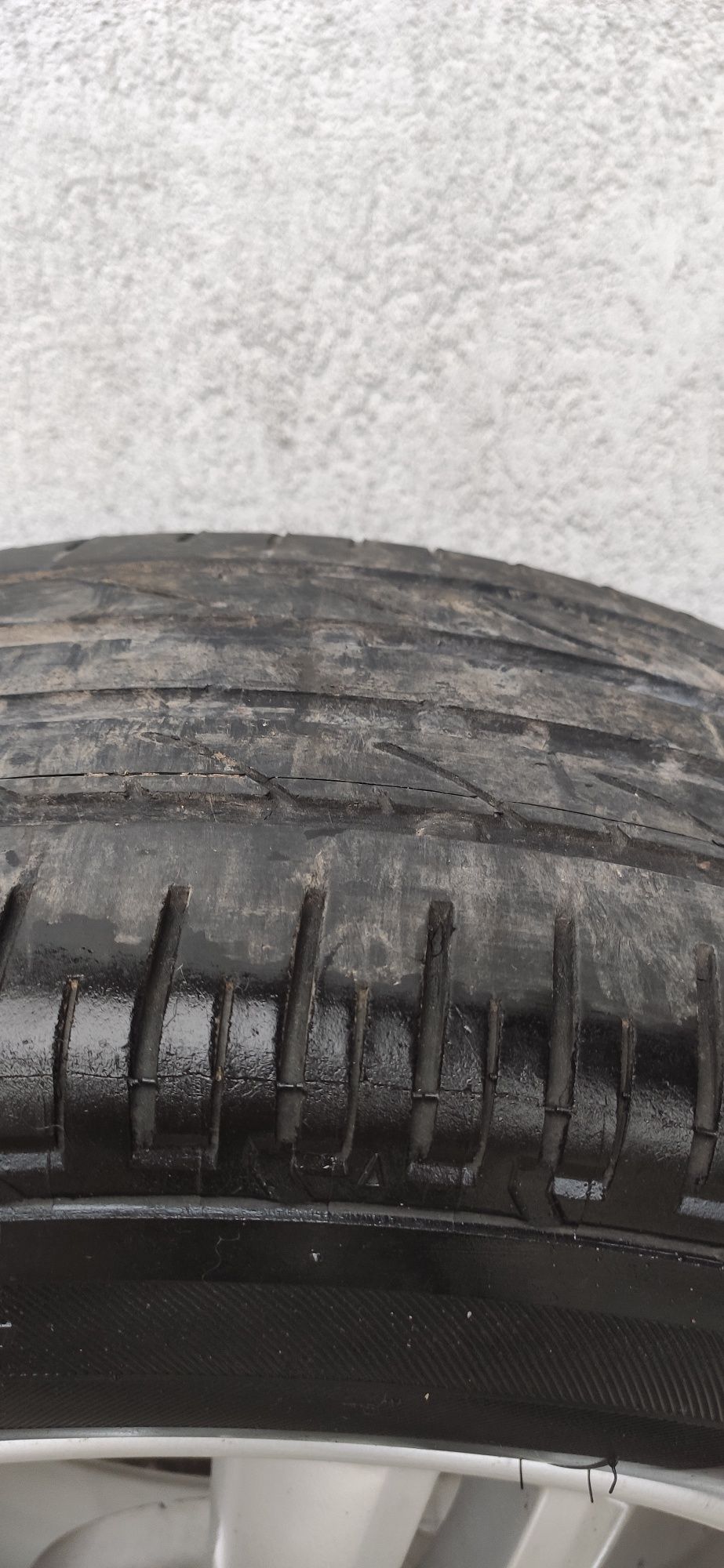 Диск з шиною 235/60/R16
