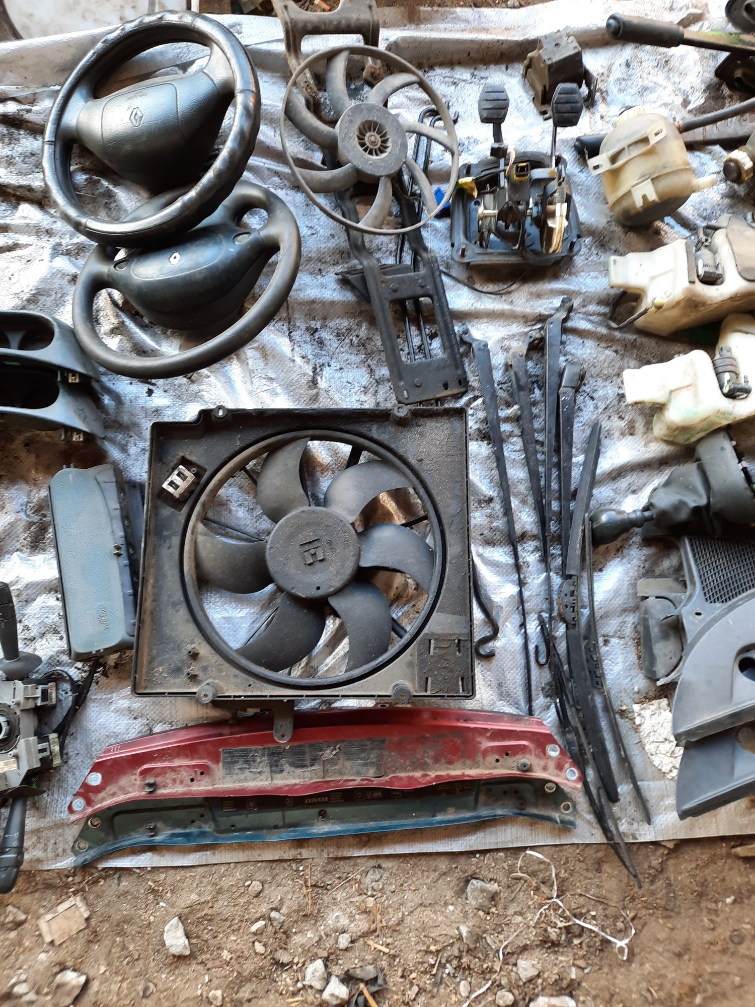 Ш.р.о.т Renault Scenic - 1