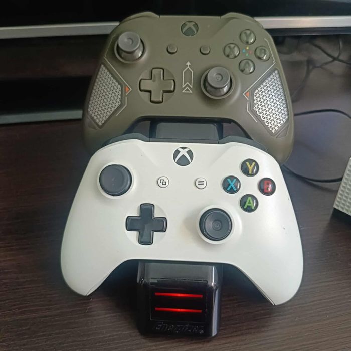 Sprzedam Xboxa ONE-S