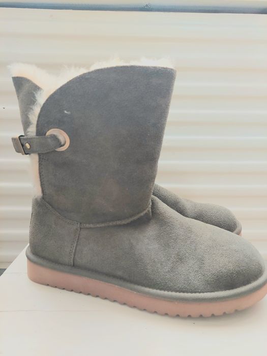 Женские ботинки UGG