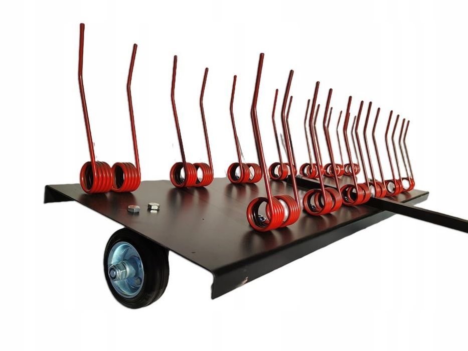 Nowy aerator do traktorka ogrodowego