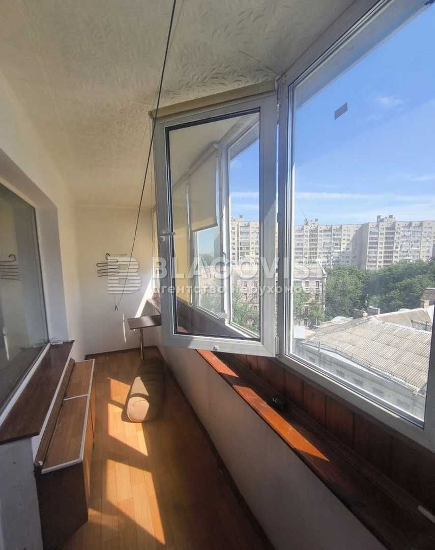 Продаж 2к квартири вул. Князів Острозьких (Московська) 17/2 Арсенальна
