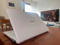 Asus Vivobook R520U | i3 8. gen | 8 GB RAM | SSD 240 GB | HDD 1 TB |