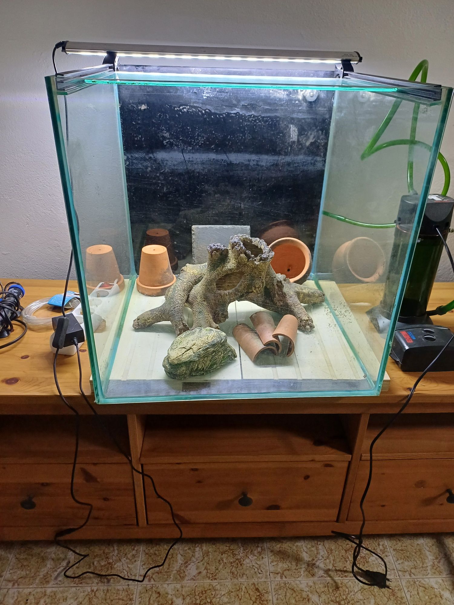 Vendo aquário cubo