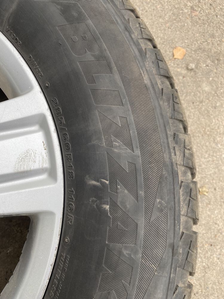 Шина 285/60 R18 BRIDGESTONE BLIZZAK з дисками