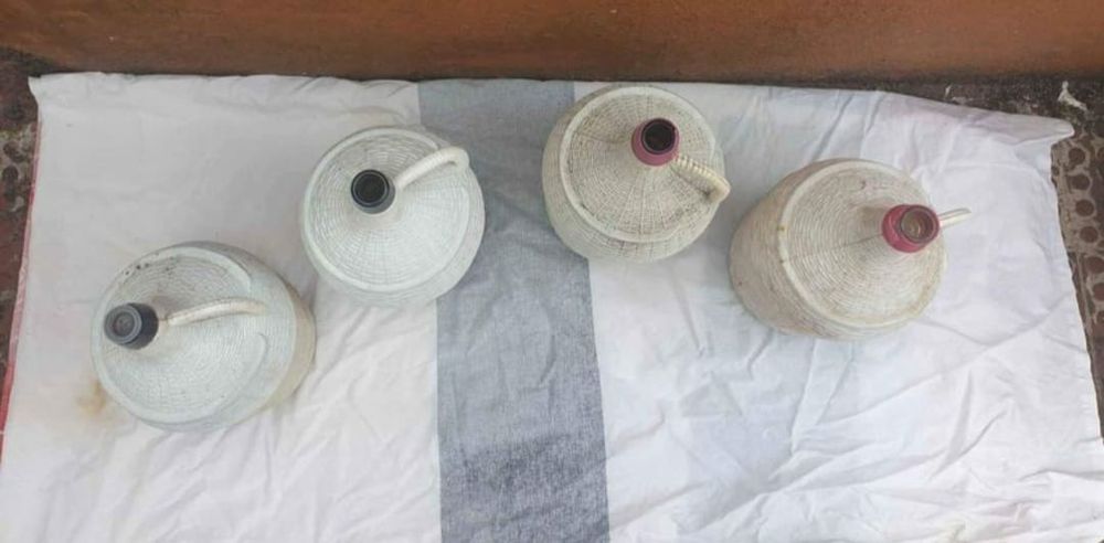 Conjunto de garrafões usados, ideais para armazenar líquidos valor cad