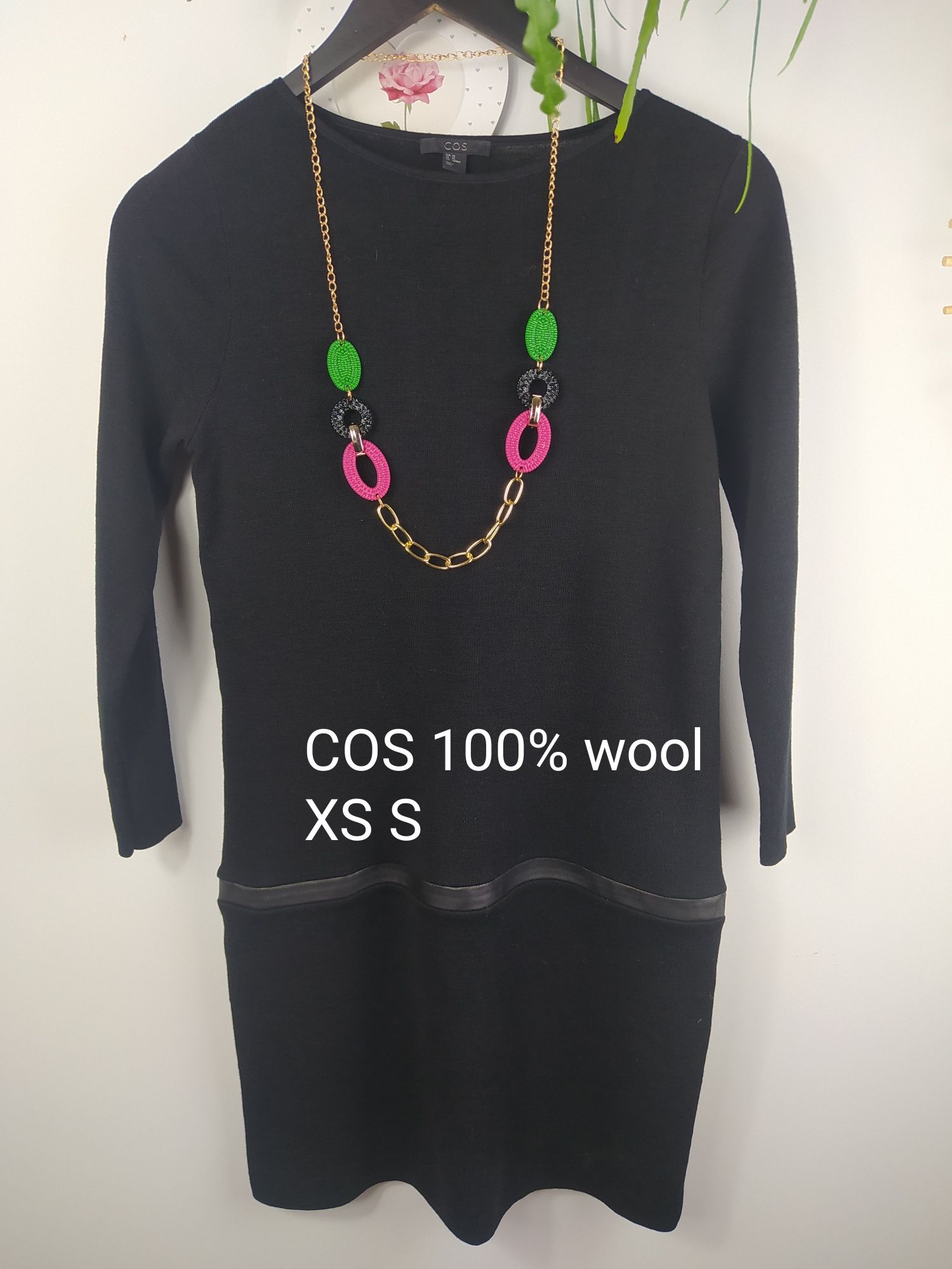 COS sukienka 100% wool XS