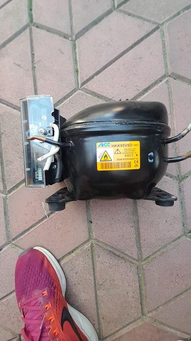 Інверторний компресор до холодильника.