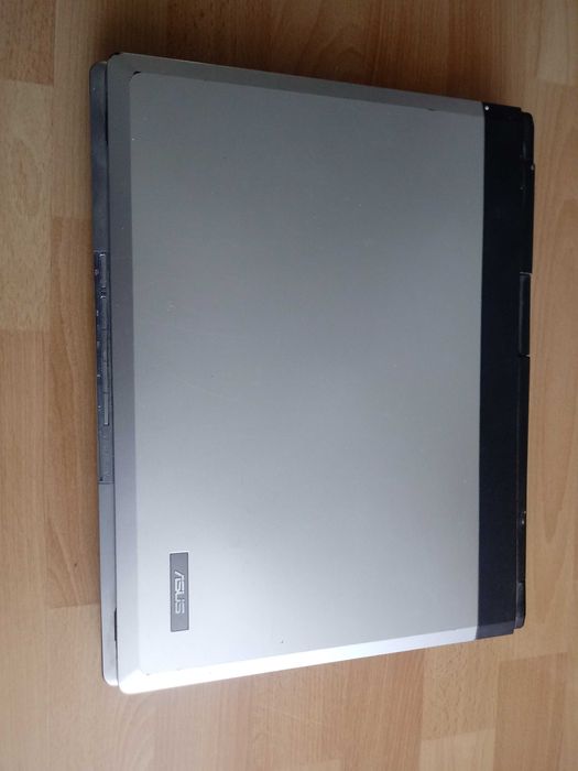 Laptop Asus model A6M