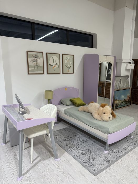 Комплект дитячих меблів Cilek