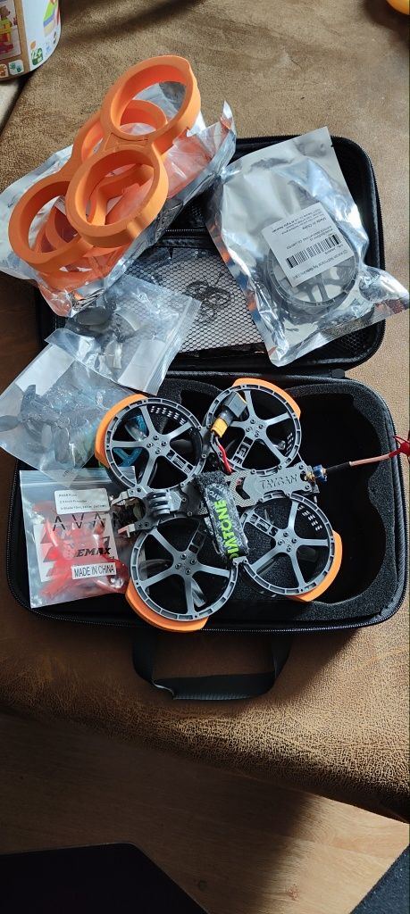 Dron fpv diatone taycan 25 crossfire,analog