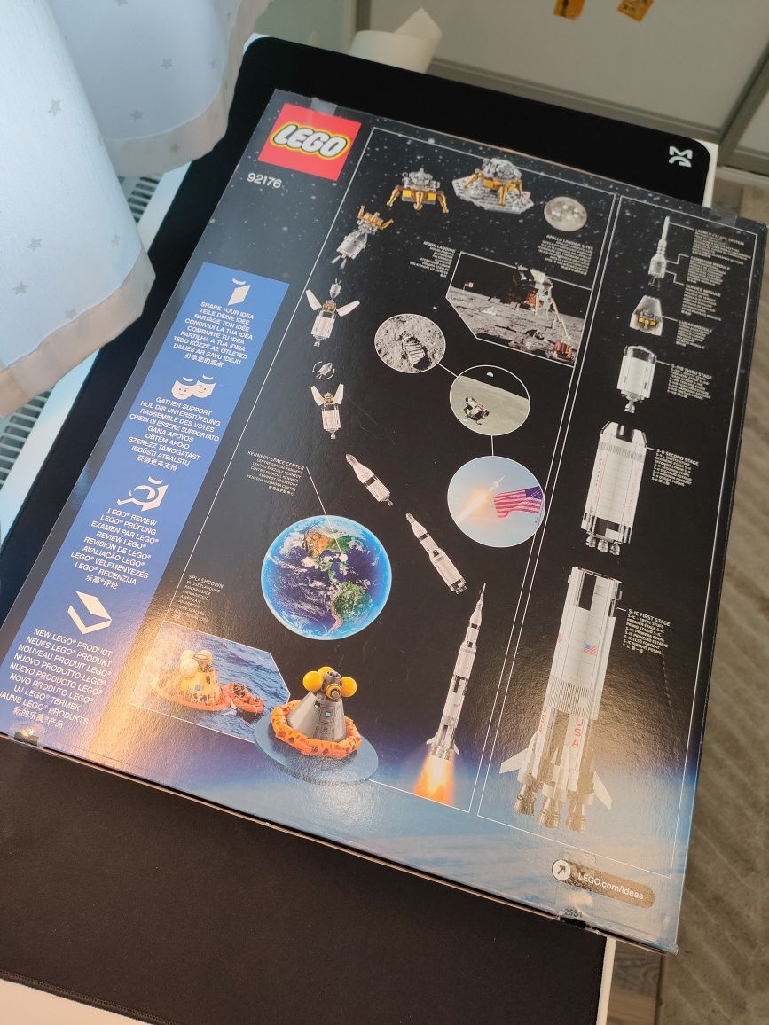 LEGO 92176 Rakieta NASA Apollo Saturn V