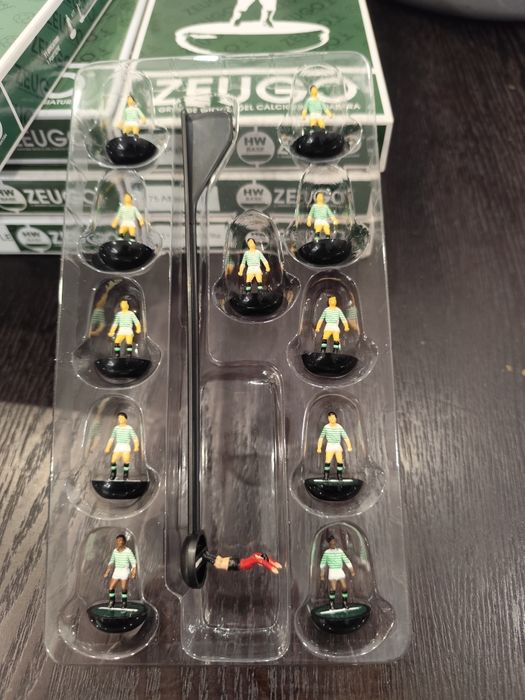 SUBBUTEO - ZEUGO Bonecos de futebol