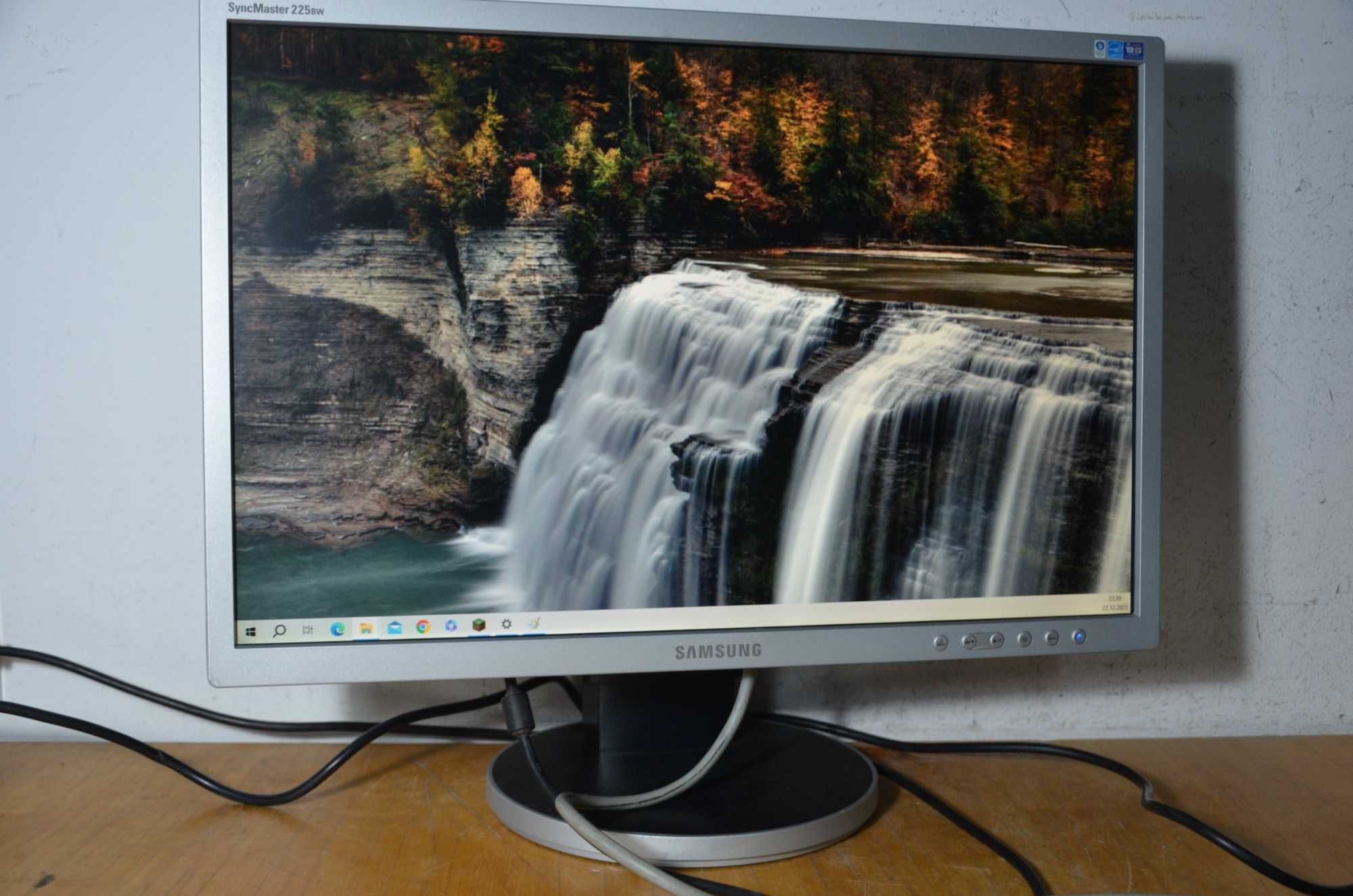 Монітор 22'' LCD  Wide Samsung 225BW.