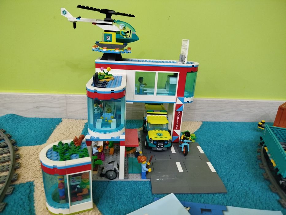 LEGO City  60330 szpital