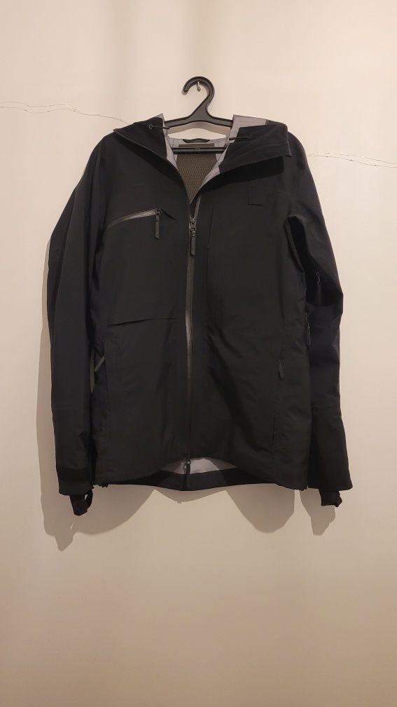 Kurtka Peak Performance