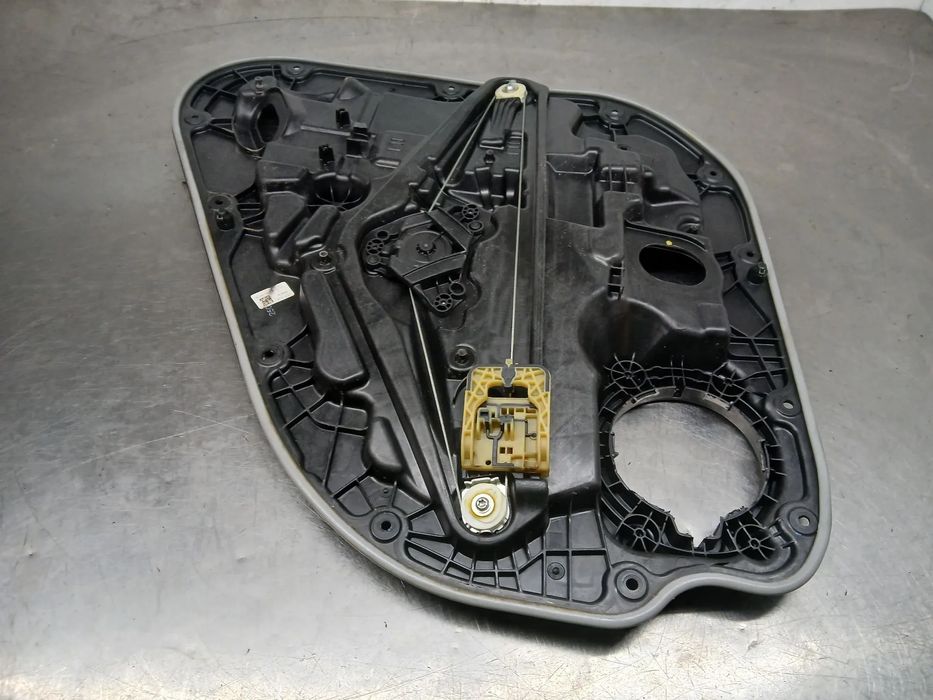 Elevador vidros trás direito VOLVO XC40 (536)