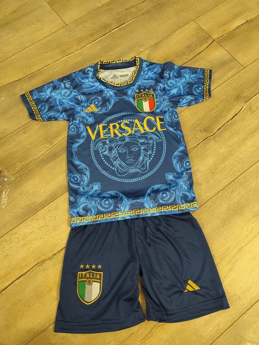 Strój sportowy 128/134