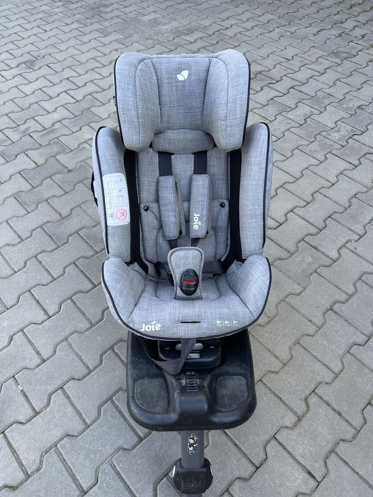 Fotelik samochodowy Joie Stages 0-25kg z bazą isofix