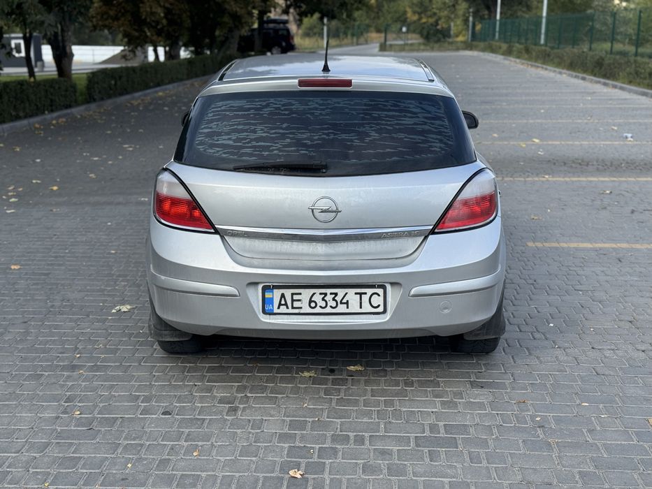 Opel Astra H 1.6 Газ Бенз