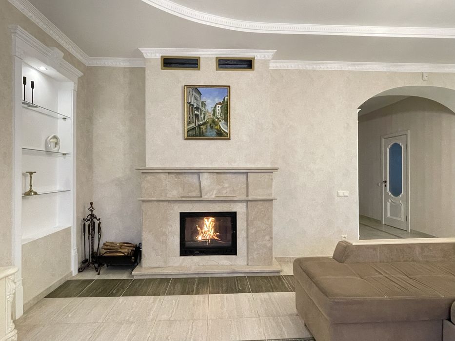 Надійність, тепло, укриття — дім для спокійного життя у Києві