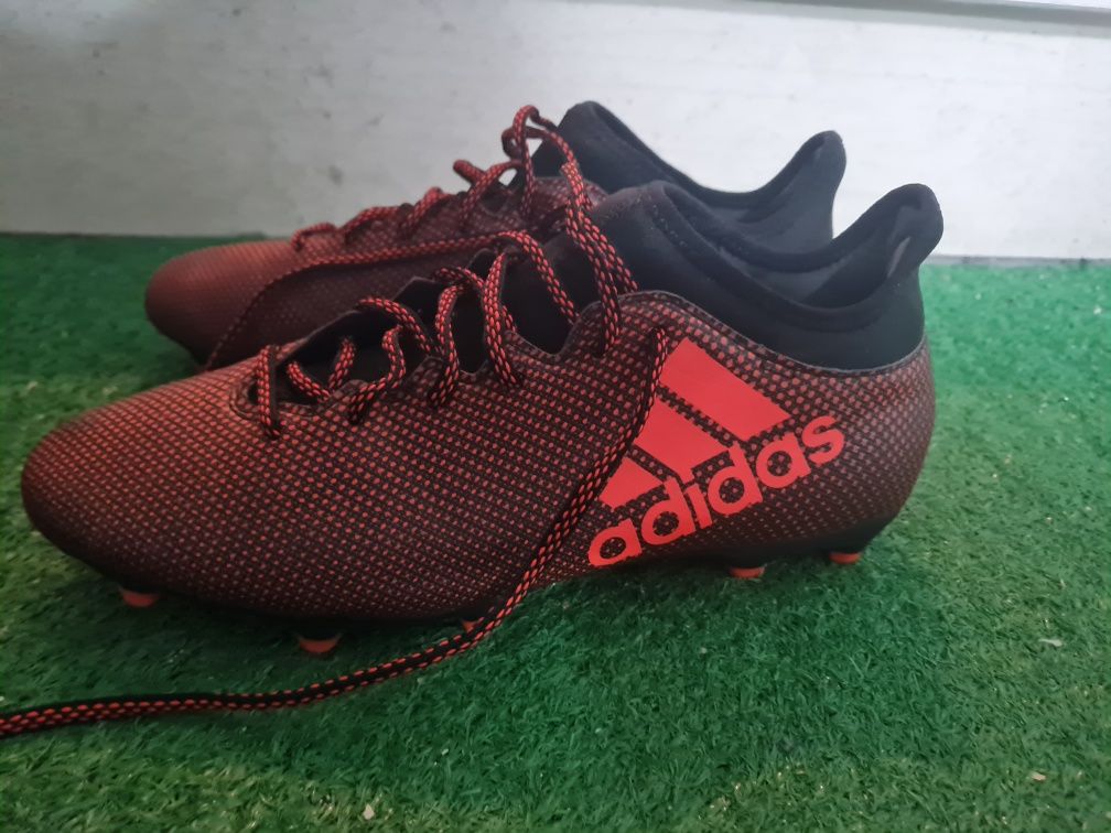 Ténis/chuteiraw Adidas