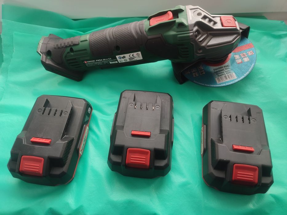 Szlifierka kątowa akumulatorowa parkside z akumulatorami